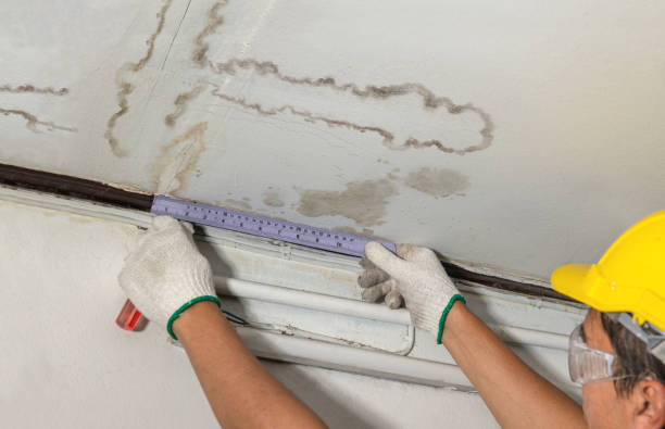 Reliable Basement Flood Cleanup contractor in Uniondale, NY by Aqua Guard Water Damage